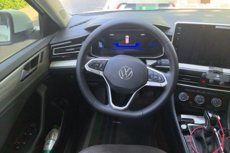Used Volkswagen Sagitar 2025 Revised Version Three 300TSI DSG Excellence Edition Steering Wheel