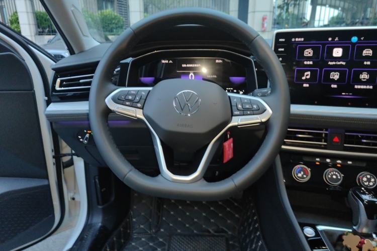 Used Volkswagen Sagitar 2025 Revised Version 2 300TSI DSG Excellence Edition Steering Wheel