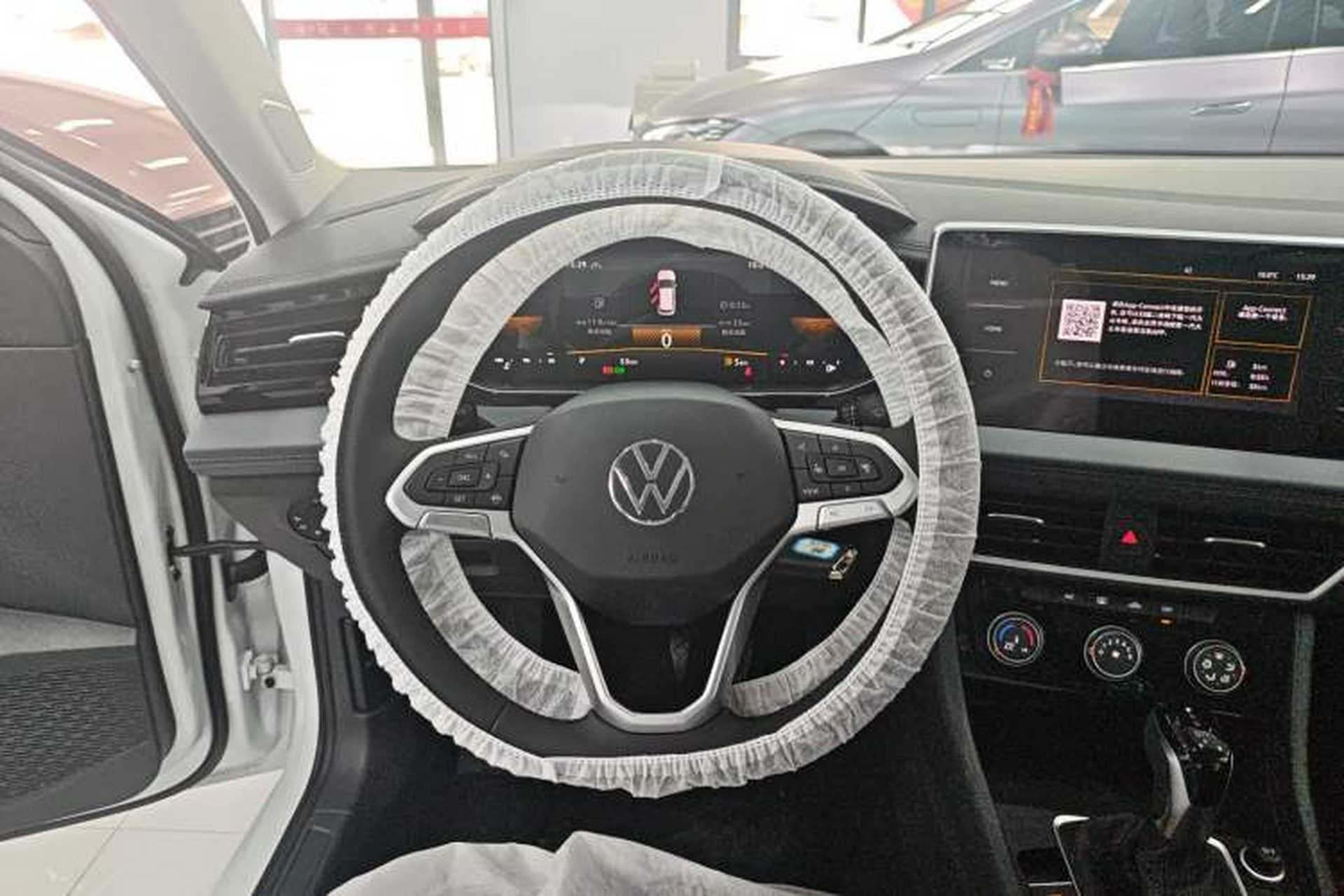 Used Volkswagen Sagitar 2025 Facelift 200TSI DSG Flyover Edition Steering Wheel