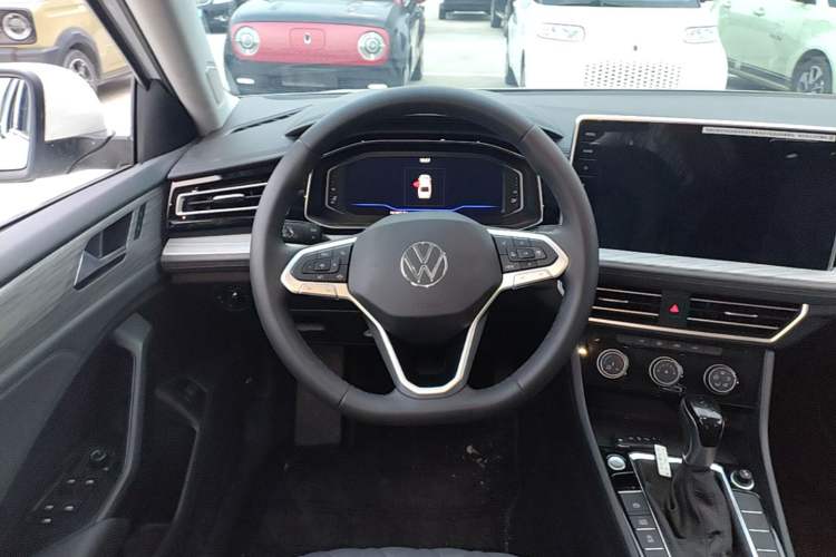 Used Volkswagen Sagitar 2025 Revised Version Three 300TSI DSG Excellence Edition Steering Wheel