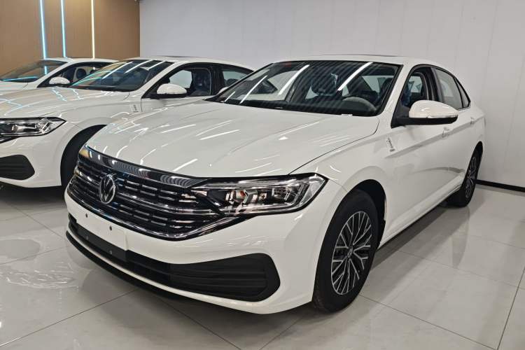 Used Volkswagen Sagitar 2025 Facelift 200TSI DSG Flyover Edition Guazi used car, China used car export, Used car for sale, Used  cars, Cheapest cars for sale
