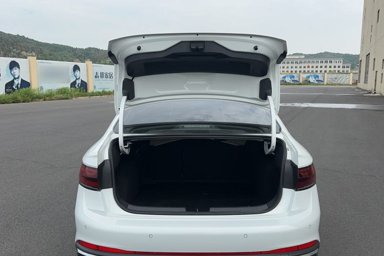 Used Volkswagen Sagitar 2025 300TSI DSG Flyover Edition Trunk