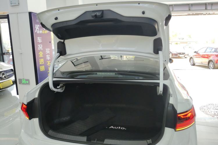 Used Volkswagen Sagitar 2025 300TSI DSG Excellence Edition Trunk
