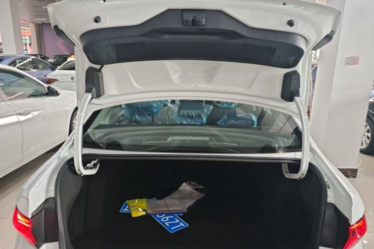 Used Volkswagen Sagitar 2025 Facelift 200TSI DSG Flyover Edition Trunk