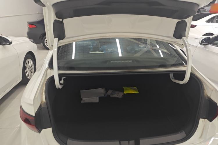 Used Volkswagen Sagitar 2025 Facelift 200TSI DSG Flyover Edition Trunk
