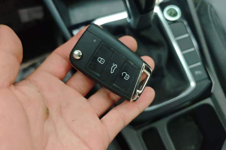 Used Volkswagen Sagitar 2025 Revised Version 2 300TSI DSG Excellence Edition Vehicle Key