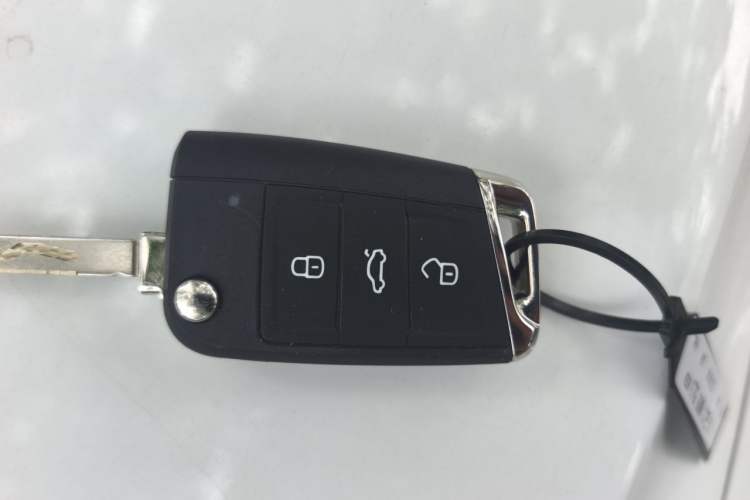 Used Volkswagen Sagitar 2025 Revised Version Three 300TSI DSG Excellence Edition Vehicle Key