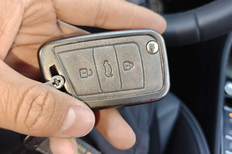 Used Volkswagen Sagitar 2025 300TSI DSG Excellence Edition Vehicle Key