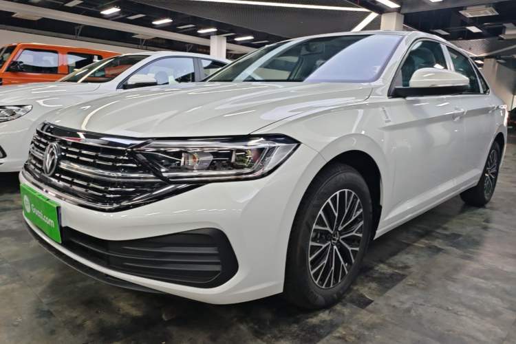 Used Volkswagen Sagitar 2025 Facelift 200TSI DSG Flyover Edition Guazi used car, China used car export, Used car for sale, Used  cars, Cheapest cars for sale