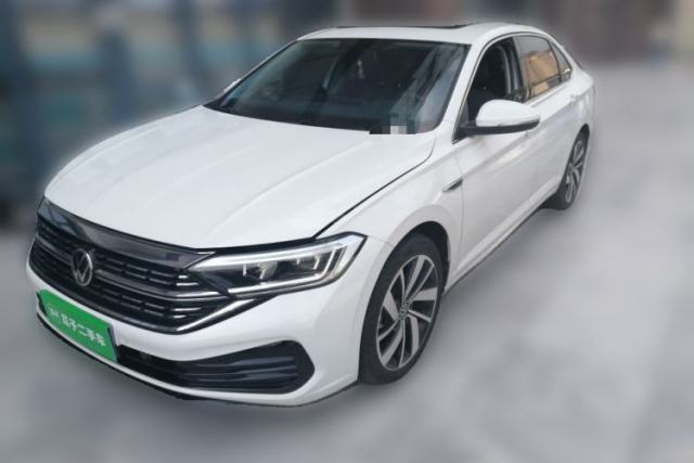 Volkswagen Sagitar 2025 Revised Version 2 300TSI DSG Excellence Edition usado