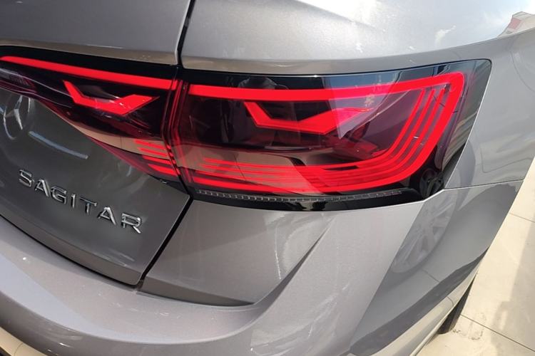 Used Volkswagen Sagitar 2025 300TSI DSG Excellence Edition Right Rear Taillight