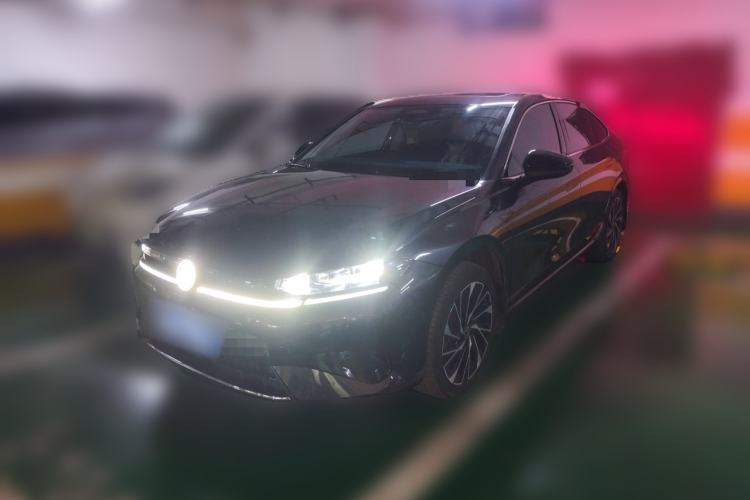 Volkswagen Sagitar 2026 Model L 300TSI DSG Luxury Version