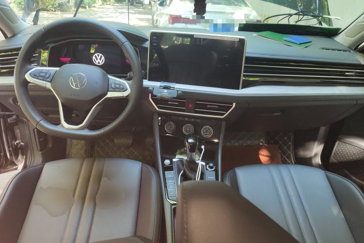 Used Volkswagen Sagitar 2026 Model, Facelifted 30 Million Units Selected Model, 300TSI DSG Beyond Edition Center Console
