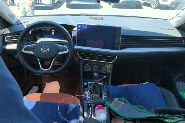 Used Volkswagen Sagitar 2026 Model 30 Million Units Selected 300TSI DSG Surpassing Edition Center Console