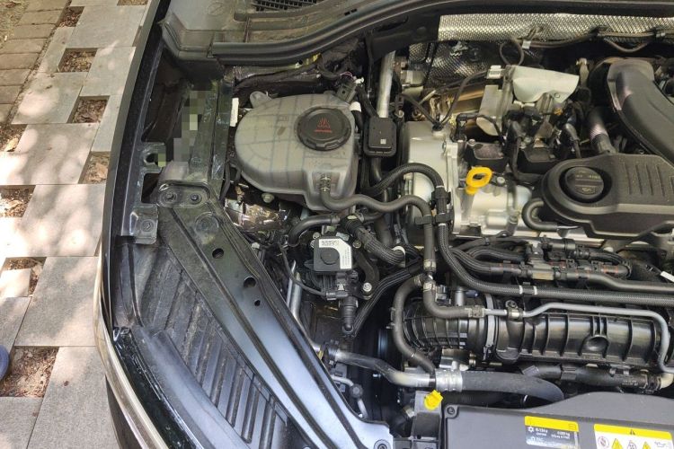 Used Volkswagen Sagitar 2026 Model, Facelifted 30 Million Units Selected Model, 300TSI DSG Beyond Edition Engine Bay Right