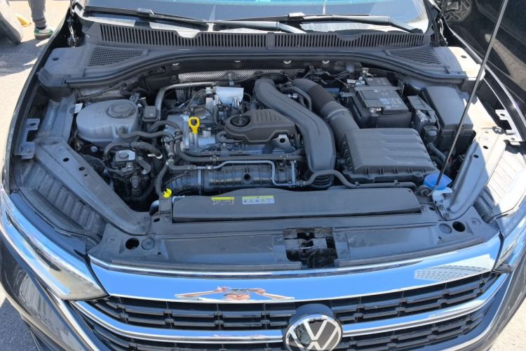 Used Volkswagen Sagitar 2026 Model 30 Million Units Selected 300TSI DSG Surpassing Edition Engine Bay