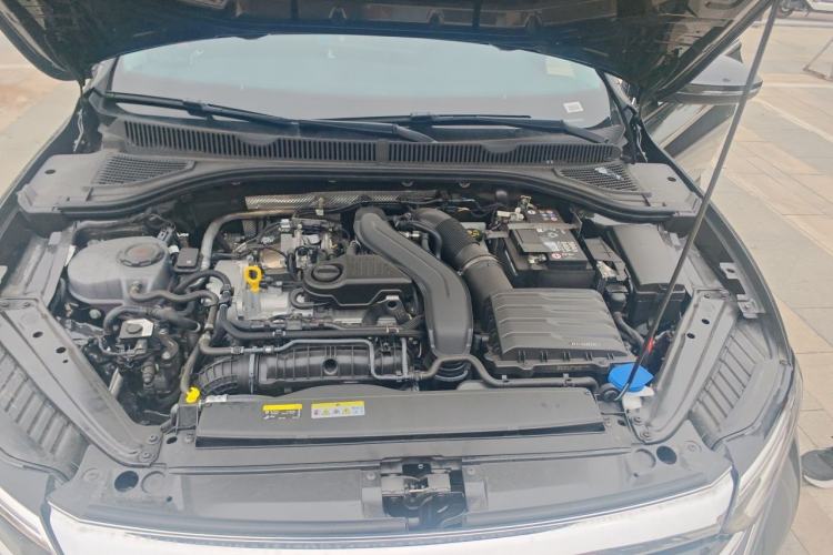 Used Volkswagen Sagitar 2026 Model 30 Million Units Selected 300TSI DSG Surpassing Edition Engine Bay