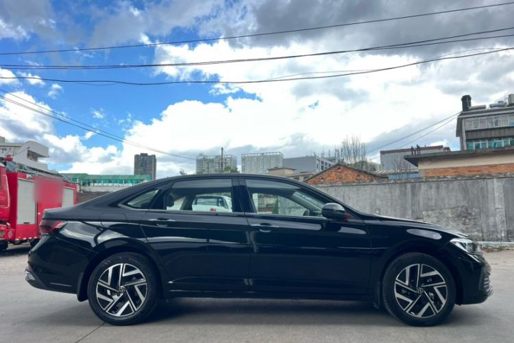 Used Volkswagen Sagitar 2026 Model, Facelifted 30 Million Units Selected Model, 300TSI DSG Beyond Edition Exterior 1