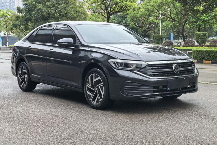 Used Volkswagen Sagitar 2026 Model 30 Million Units Selected 300TSI DSG Surpassing Edition Exterior 2