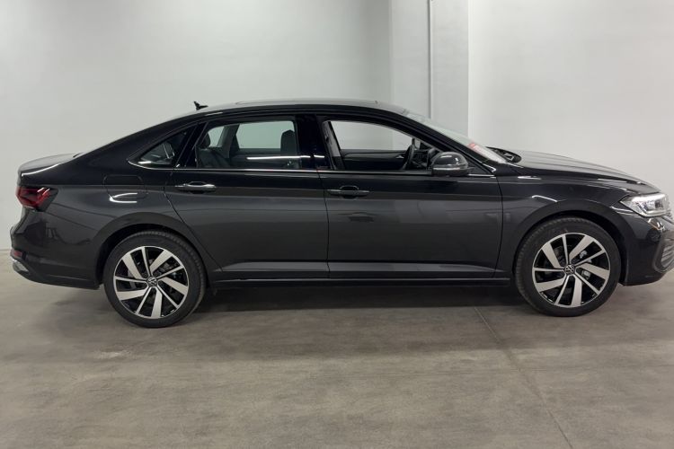 Used Volkswagen Sagitar 2026 Model 30 Million Units Selected 300TSI DSG Surpassing Edition Exterior 2
