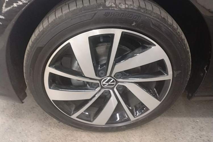 Used Volkswagen Sagitar 2026 Model, Facelifted 30 Million Units Selected Model, 300TSI DSG Beyond Edition Exterior 4