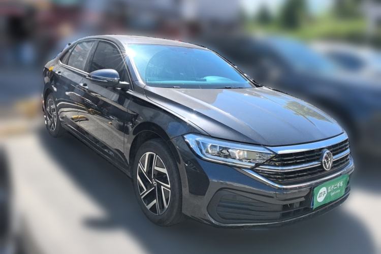 Used Volkswagen Sagitar 2026 Model 30 Million Units Selected 300TSI DSG Surpassing Edition Front Right 45 Deg