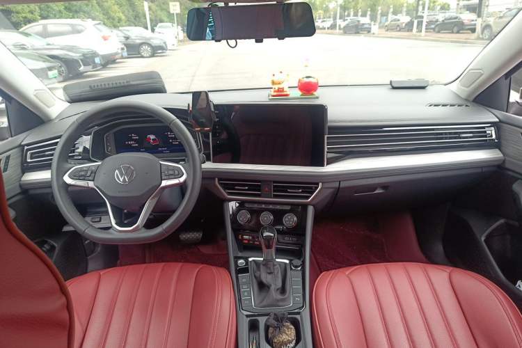 Used Volkswagen Sagitar 2026 Model 30 Million Units Selected 300TSI DSG Surpassing Edition Headliner