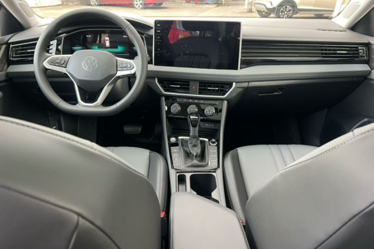 Used Volkswagen Sagitar 2026 Model, Facelifted 30 Million Units Selected Model, 300TSI DSG Beyond Edition Interior 1