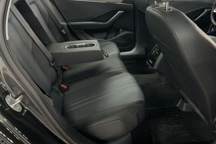 Used Volkswagen Sagitar 2026 Model 30 Million Units Selected 300TSI DSG Surpassing Edition Interior 2