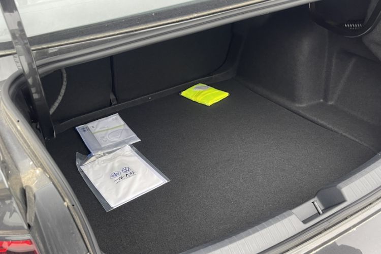 Used Volkswagen Sagitar 2026 Model 30 Million Units Selected 300TSI DSG Surpassing Edition Interior 6