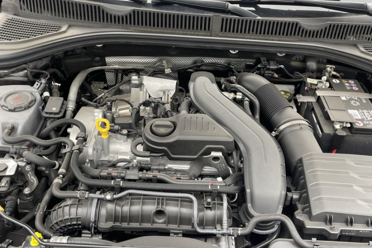 Used Volkswagen Sagitar 2026 Model 30 Million Units Selected 300TSI DSG Surpassing Edition Interior 8