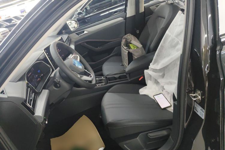 Used Volkswagen Sagitar 2026 Model 30 Million Units Selected 300TSI DSG Surpassing Edition Left Front Seat