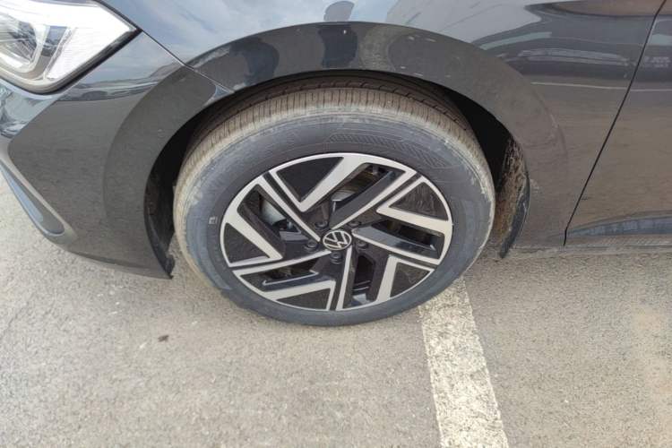 Used Volkswagen Sagitar 2026 Model 30 Million Units Selected 300TSI DSG Surpassing Edition Left Front Wheel Hub