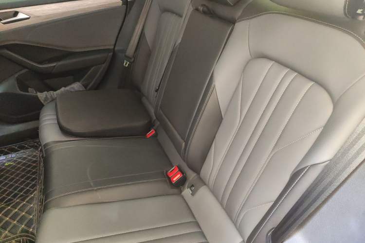 Used Volkswagen Sagitar 2026 Model, Facelifted 30 Million Units Selected Model, 300TSI DSG Beyond Edition Left Rear Seat