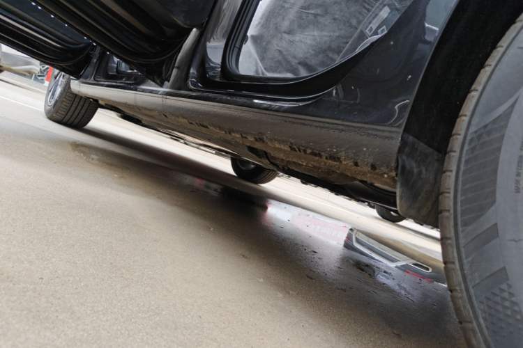 Used Volkswagen Sagitar 2026 Model L 300TSI DSG Elite Version Left Side Sill