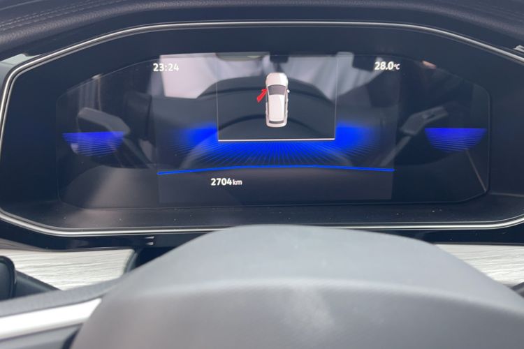 Used Volkswagen Sagitar 2026 Model 30 Million Units Selected 300TSI DSG Surpassing Edition Odometer Close Up