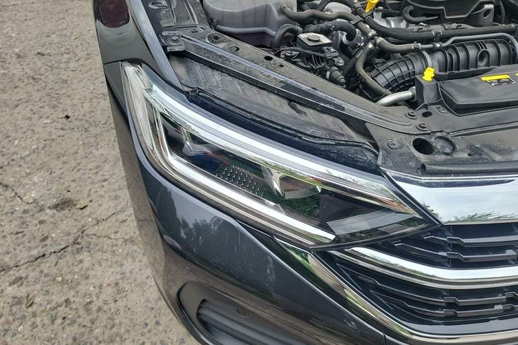 Used Volkswagen Sagitar 2026 Model, Facelifted 30 Million Units Selected Model, 300TSI DSG Beyond Edition Right Front Headlight