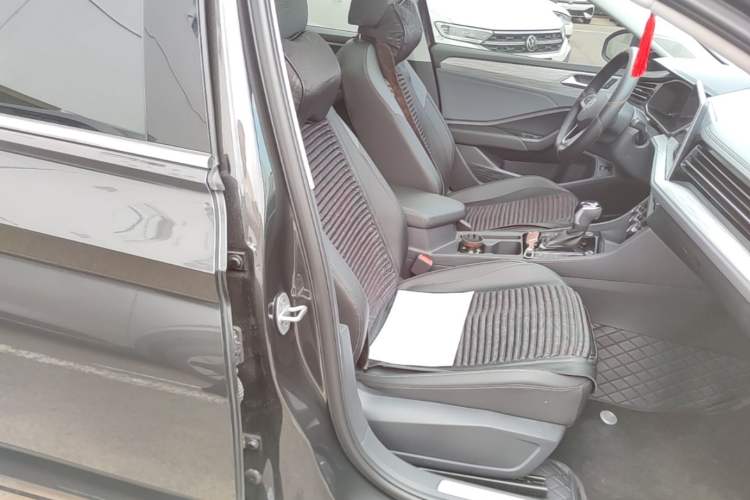 Used Volkswagen Sagitar 2026 Model 30 Million Units Selected 300TSI DSG Surpassing Edition Right Front Seat