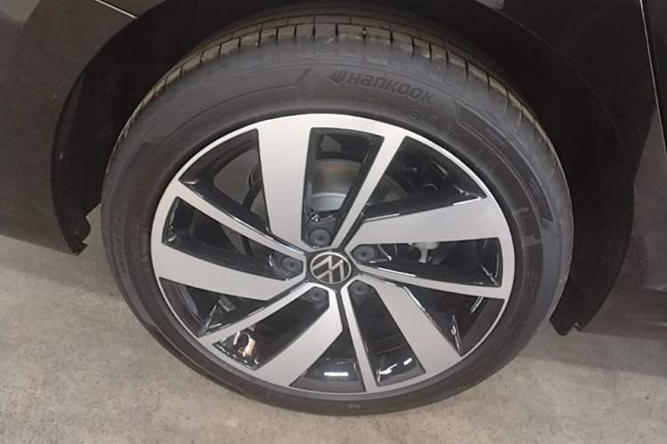 Used Volkswagen Sagitar 2026 Model, Facelifted 30 Million Units Selected Model, 300TSI DSG Beyond Edition Right Rear Wheel Hub