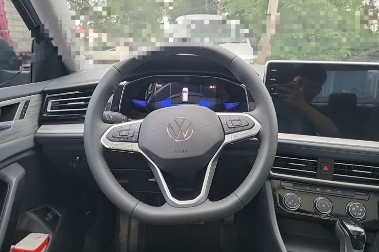 Used Volkswagen Sagitar 2026 Model, Facelifted 30 Million Units Selected Model, 300TSI DSG Beyond Edition Steering Wheel