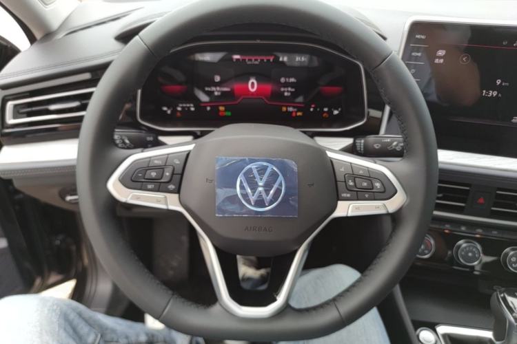 Used Volkswagen Sagitar 2026 Model 30 Million Units Selected 300TSI DSG Surpassing Edition Steering Wheel