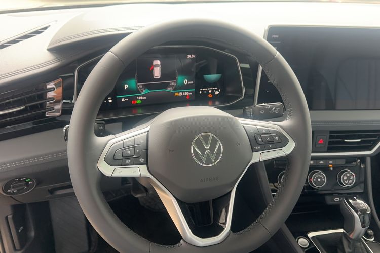 Used Volkswagen Sagitar 2026 Model, Facelifted 30 Million Units Selected Model, 300TSI DSG Beyond Edition Steering Wheel