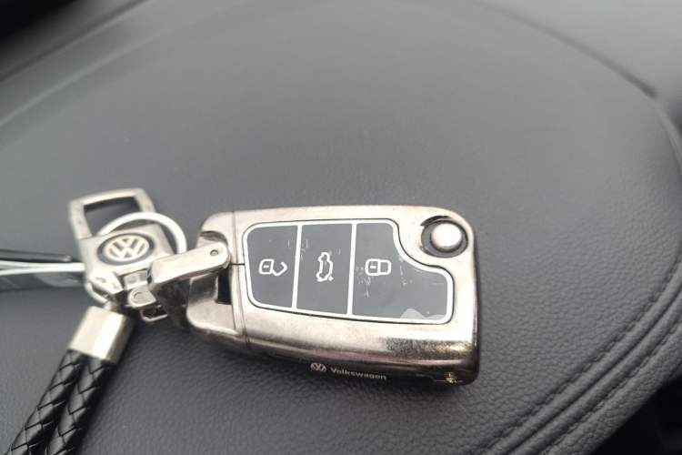 Used Volkswagen Sagitar 2026 Model 30 Million Units Selected 300TSI DSG Surpassing Edition Vehicle Key