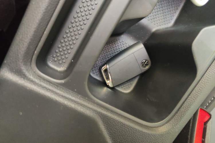 Used Volkswagen Sagitar 2026 Model, Facelifted 30 Million Units Selected Model, 300TSI DSG Beyond Edition Vehicle Key