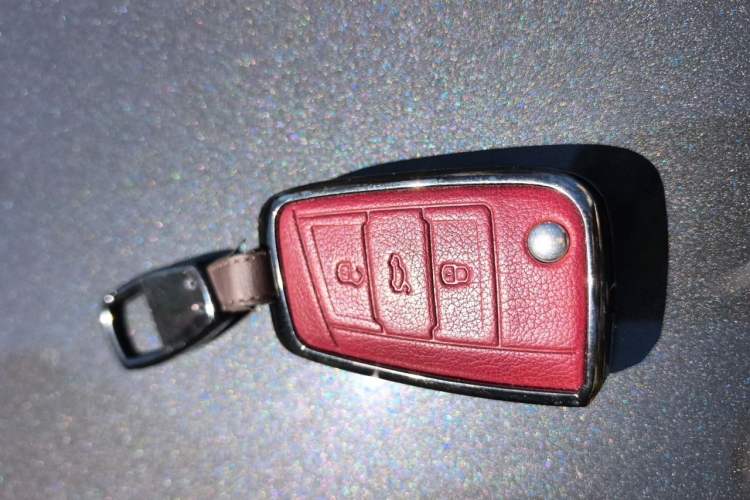 Used Volkswagen Sagitar 2026 Model 30 Million Units Selected 300TSI DSG Surpassing Edition Vehicle Key
