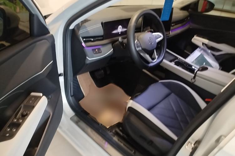 Used Volkswagen Sagitar 2026 Model L 300TSI DSG Luxury Version Driver Seat