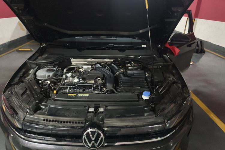 Used Volkswagen Sagitar 2026 Model L 300TSI DSG Elite Version Engine Bay