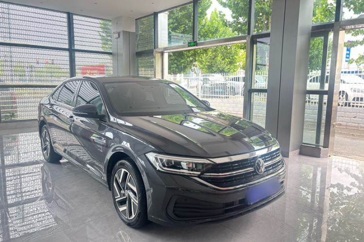 Used Volkswagen Sagitar 2026 Model 30 Million Units Selected 300TSI DSG Surpassing Edition Exterior 2
