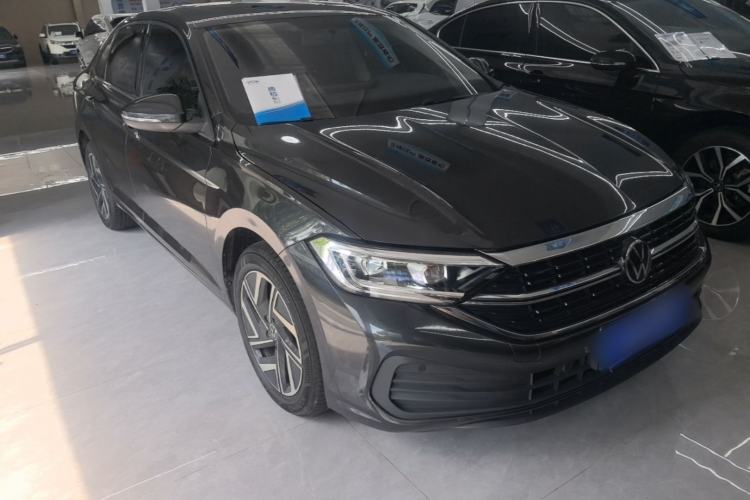 Used Volkswagen Sagitar 2026 Model 30 Million Units Selected 300TSI DSG Surpassing Edition Front Right 45 Deg