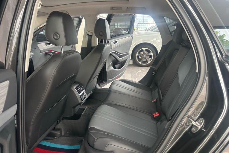 Used Volkswagen Sagitar 2026 Model 30 Million Units Selected 300TSI DSG Surpassing Edition Interior 6